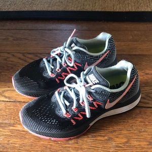 Nike Vomero 10 Sneakers